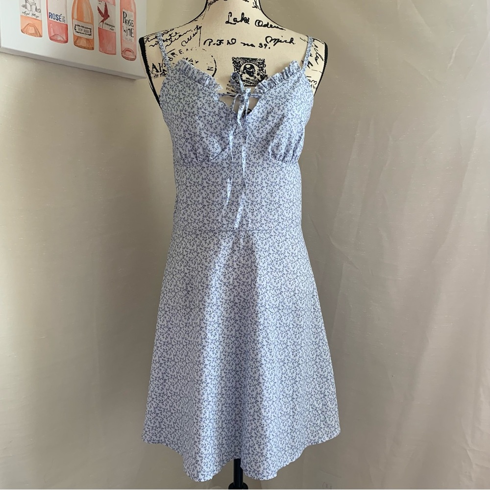 ୨୧ ・゚✧ Flower Print Mini Dress - Picture 4 of 4